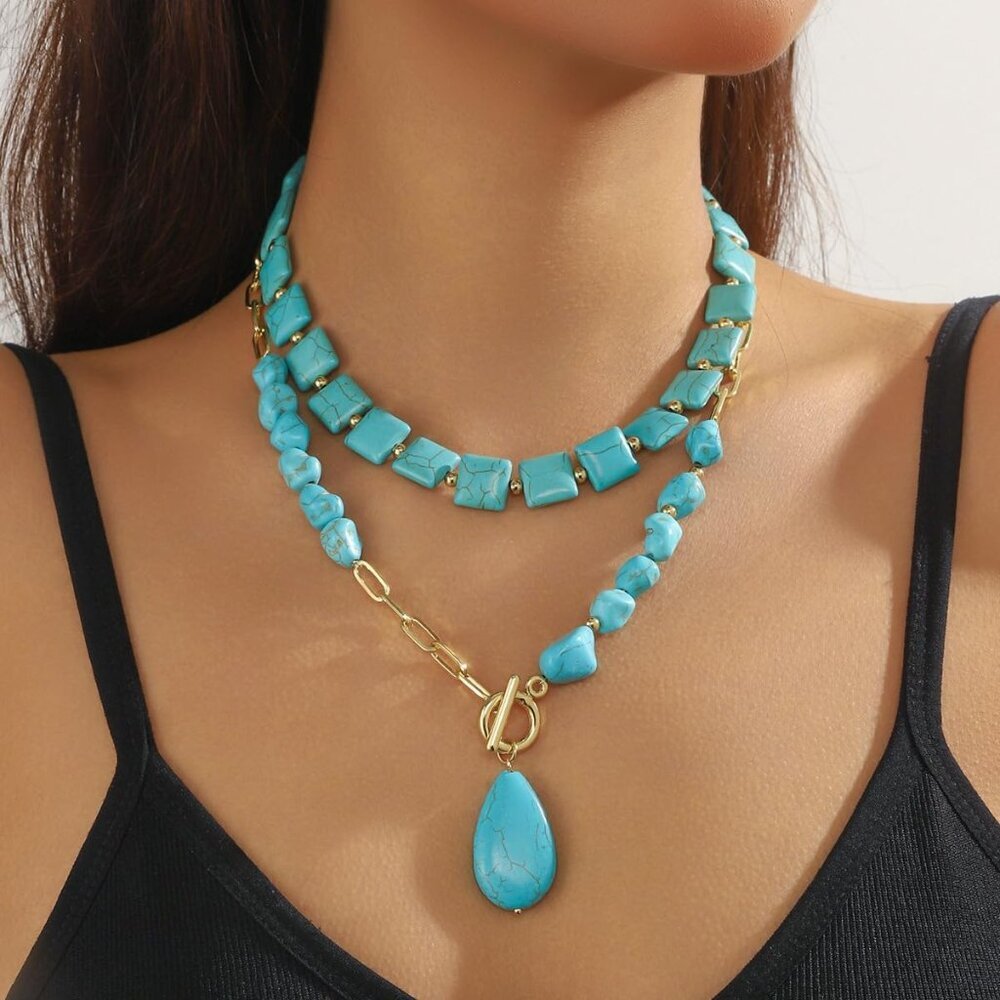 Boho Turquoise Pendant Necklace - Chunky Beaded Design for Stylish Women - Picture 2 of 7